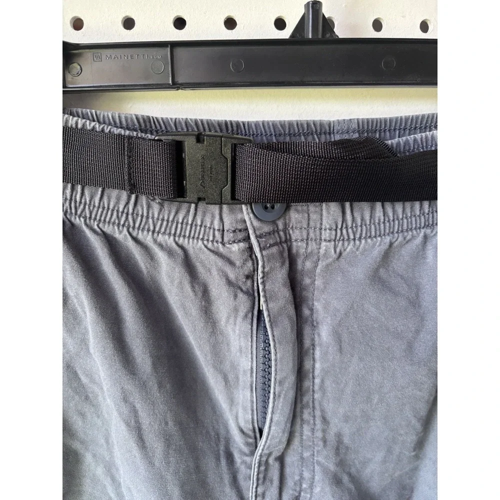 Duluth Trading Men's Shorts XL Standard Fit Blue Chino Belt Elastic Waist Cotton